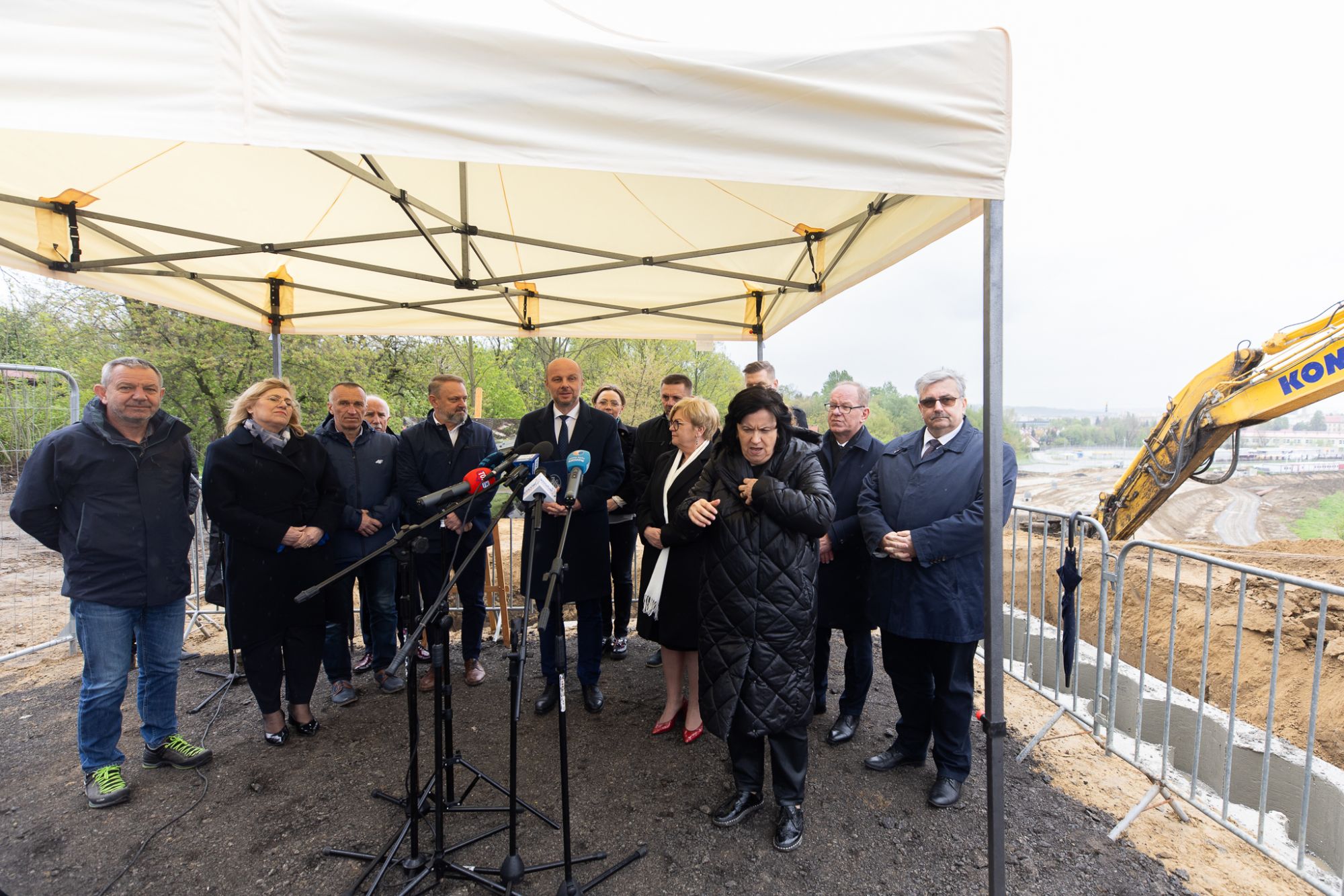 zdjęcie z konferencji prasowej na temat bieżących inwestycji drogowych, fot. Grzegorz Bukała, Urząd Miasta Rzeszowa